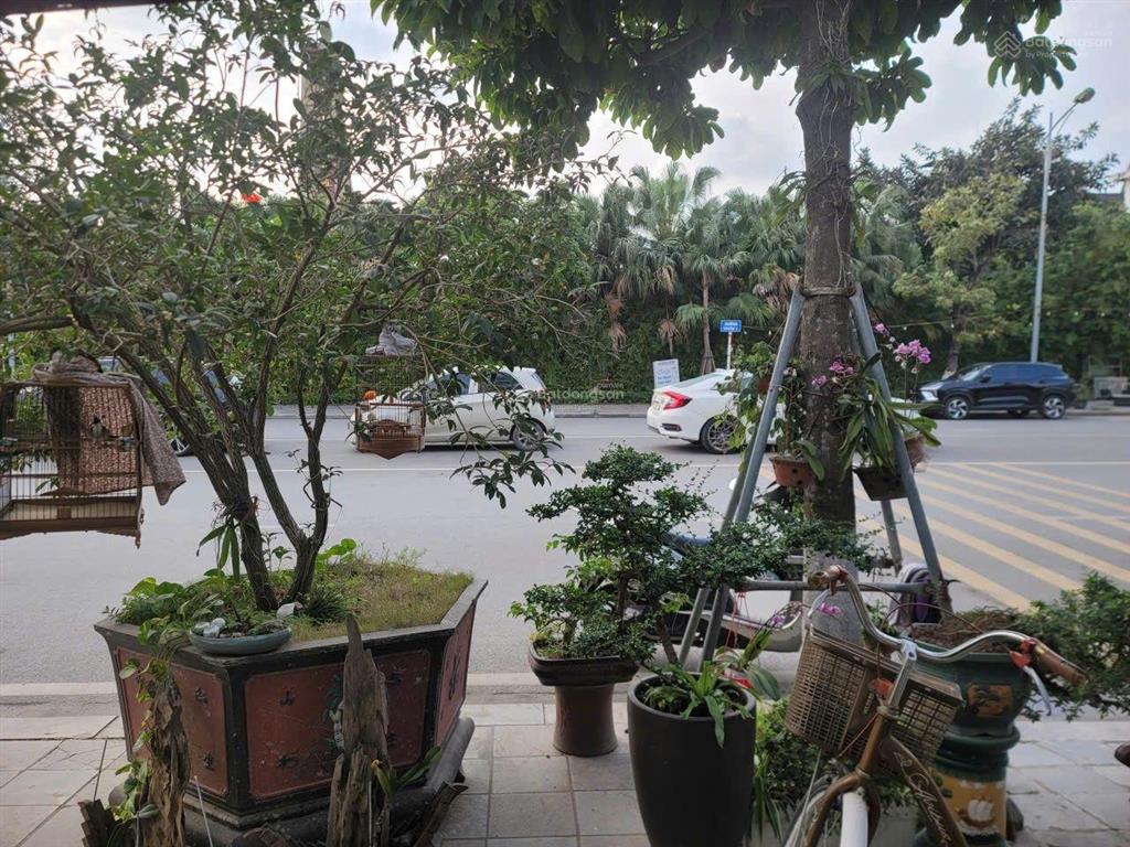 Chính chủ cần bán lô đất 80m2 trục chính khu đô thị lideco  trạm trôi  hoài đức
