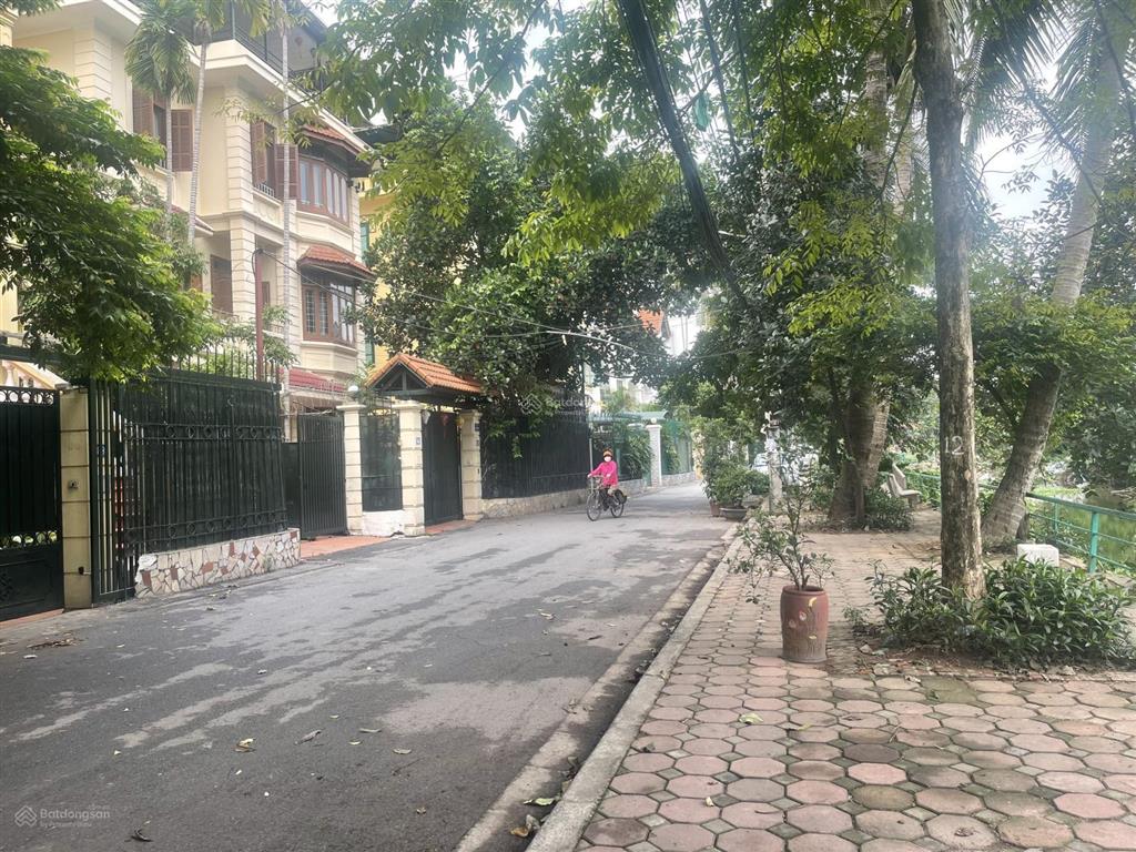 Bán nhà mặt phố quảng khánh, vip tây hồ, thiết kế biệt thự, dt 160m2* mt 8m* giá 150 tỷ