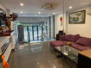 Tòa nhà căn hộ dịch vụ  dòng tiền 300tr/tháng  trần não, an khánh