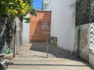 Cần bán gấp. nhà chính chủ, nở hậu. hẻm xe hơi. giá có thương lượng