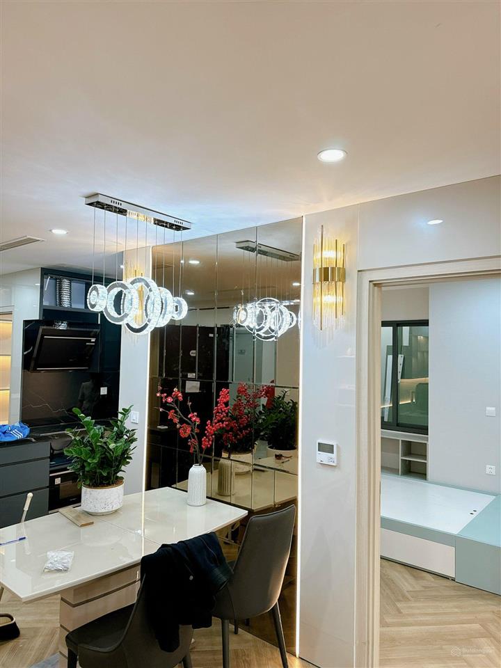 Hiếm ! cần bán căn 3 pn sân vườn đẹp nhất toà feliz home,dt 114m2 chỉ 10 tỷ , sẵn sổ. 0847 179 ***