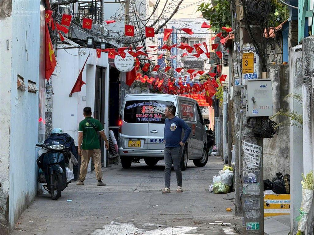 Bán nhà nơ trang long  siêu đẹp, 3 tầng 4pn, full nt, shr chỉ 7.45 tỷ