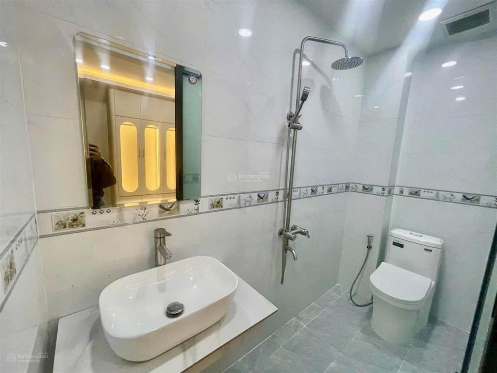 Siêu phẩm nhà đẹp huỳnh tấn phát, tặng full nt cao cấp, shr giá rẻ