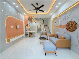 Bán gấp hxh hòa bình 48m2 2tầng vuông vức 6tỷ