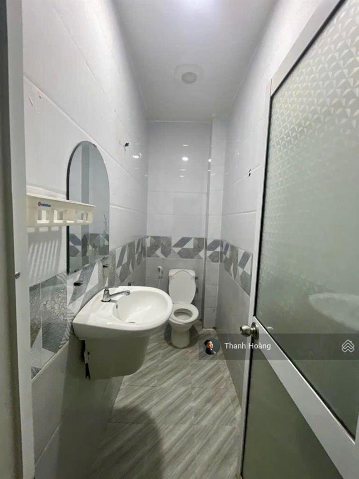 Giảm giá hẻm ôtô 2 tầng 4tỷ6 36m2 đô đốc long tân hương