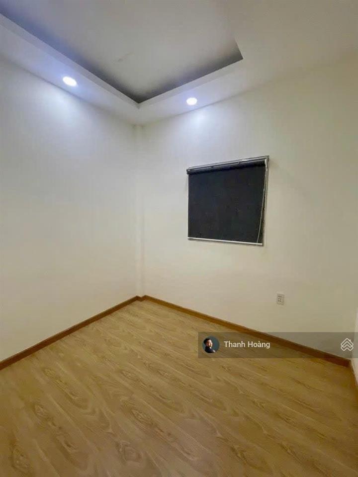 Giảm giá hẻm ôtô 2 tầng 4tỷ6 36m2 đô đốc long tân hương