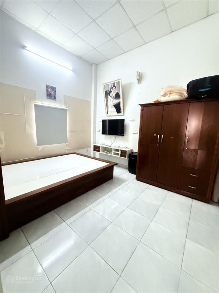 Nhà hẻm xe tải khu ở ổn định thoáng mát 3 tầng thoại ngọc hầu 8tỷ