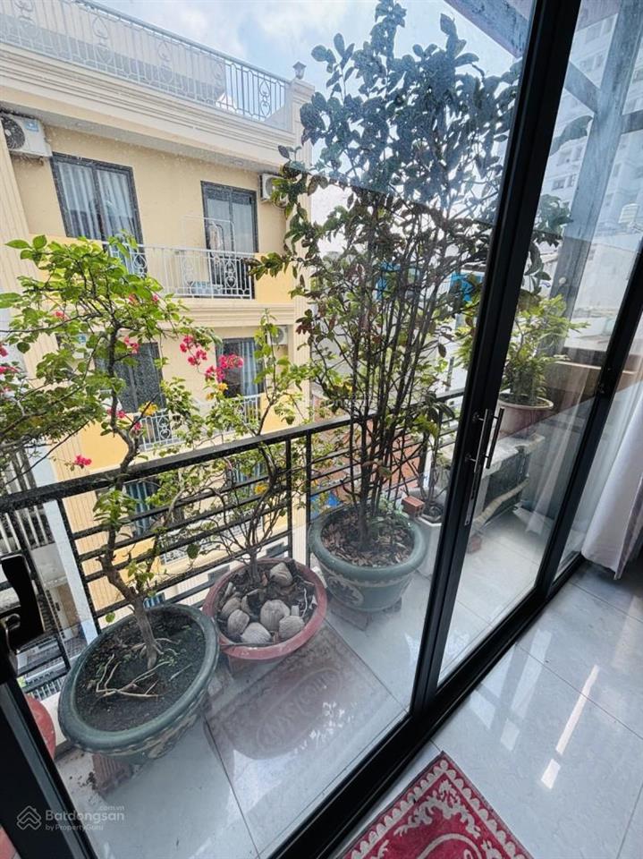 52m2 4tầng hẻm xe oto khuông việt ngay đầm sen 8tỷ