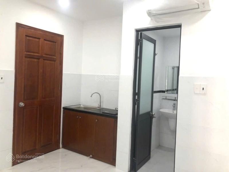 4 tầng khuông việt kế đầm sen hẻm ôtô 7tỷ tl