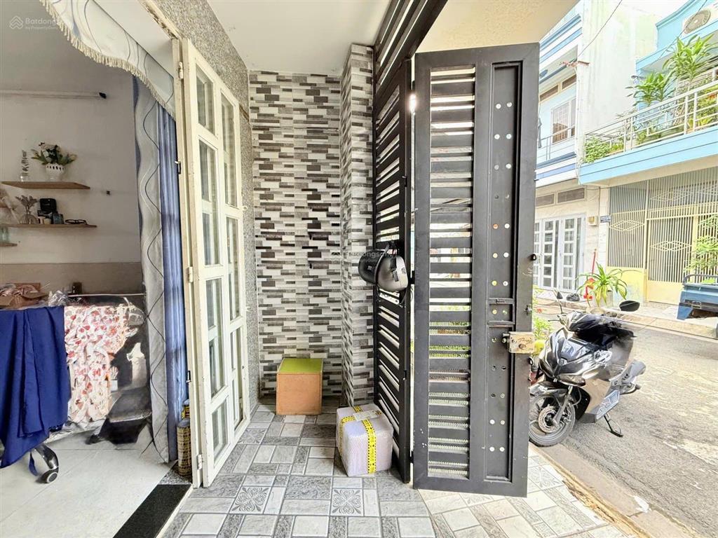 Nhà đẹp hxh lê thúc hoạch 51m2 5 tỷ