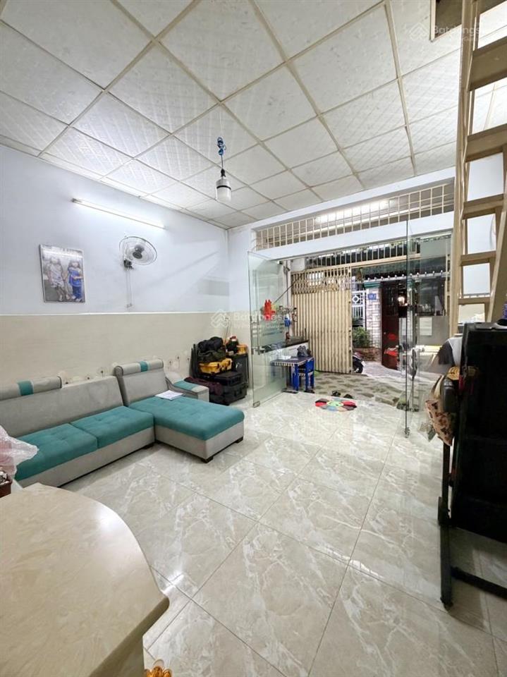 Bán gấp hẻm xe hơi nhà đẹp lũy bán bích 50m2 2 tầng vuông vức 5 tỷ