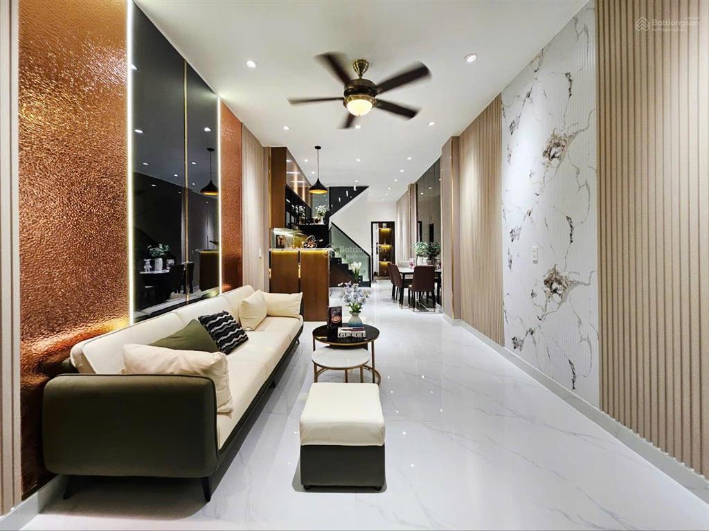 Chủ gửi bán gấp đi định cư nhà ngay bến xe chợ lớn