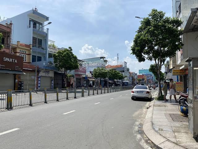 Cần bán gấp nhà ngay đầm sen quận 11, nhà chính chủ sổ hồng riêng, công chứng trong ngày