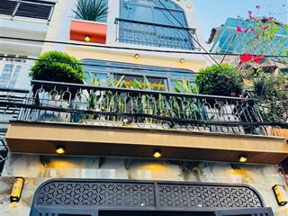 Nhà mới đẹp ngay ngã tư phú nhuận, hẻm ô tô, full nội thất