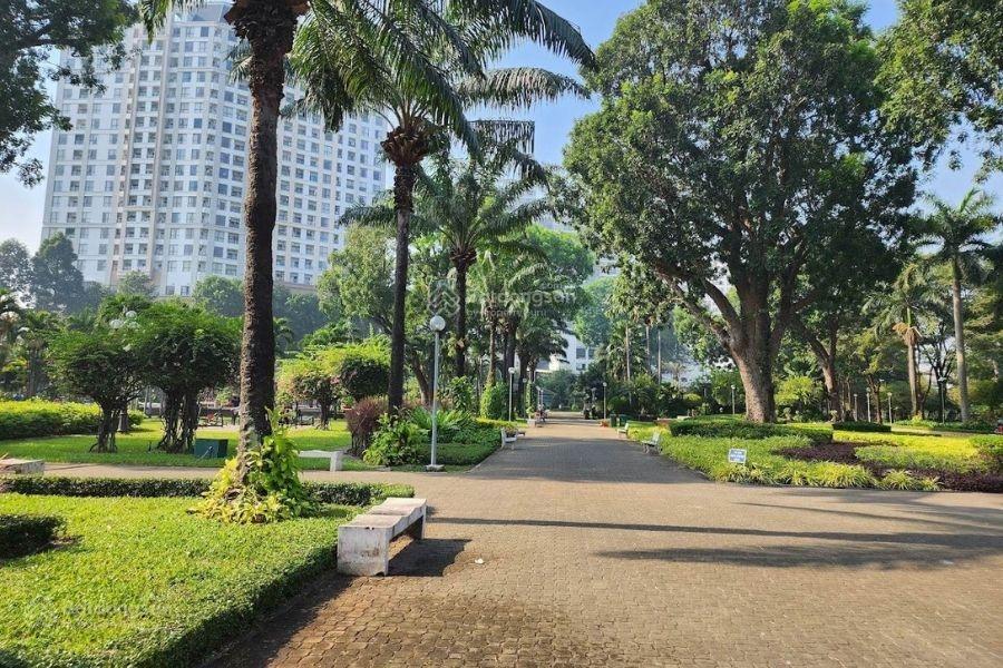 Dừng lại ngay ở đây có nhà mặt tiền nguyễn kiệm chỉ vài phút là tới trung tâm quận 1