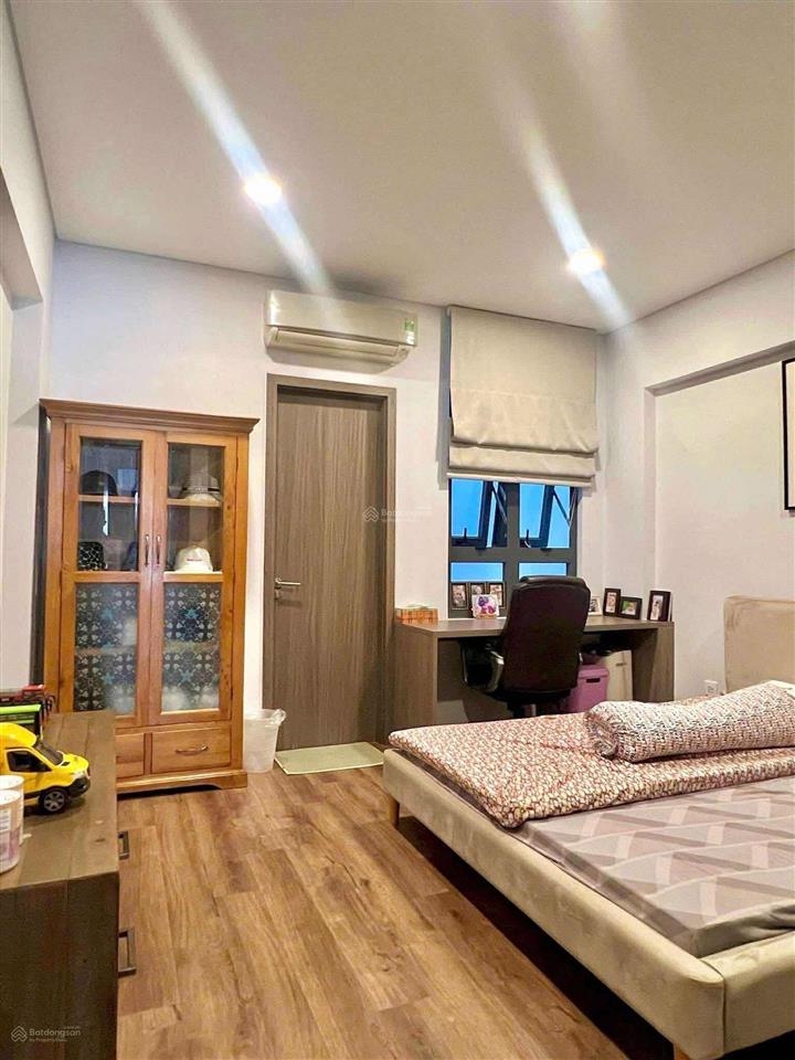 Nhà trần văn đang, quận 3 chỉ 3' di chuyển về trung tâm q1