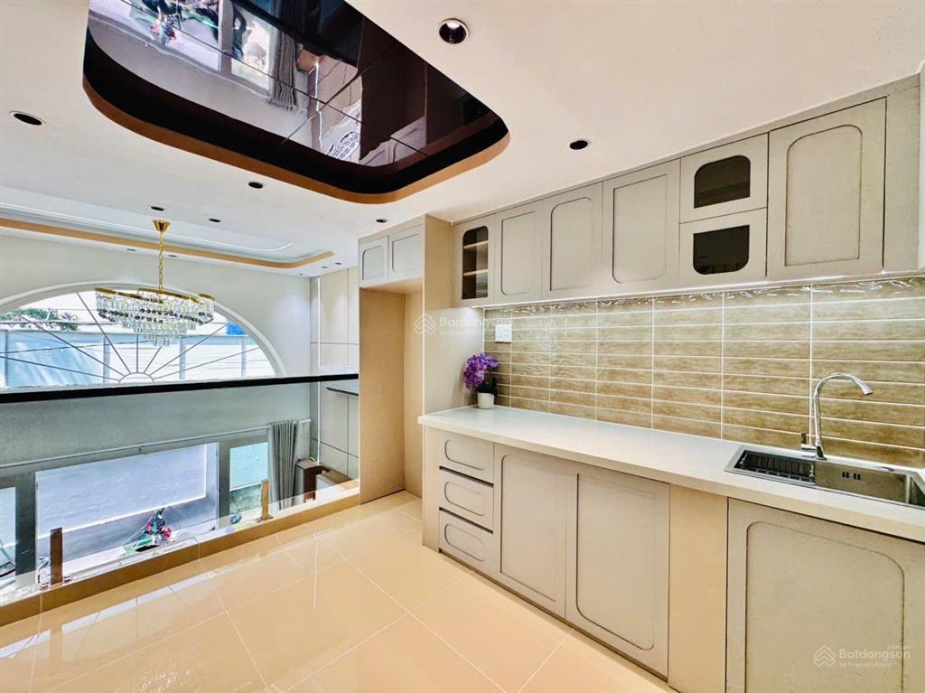 Nhà nguyễn lâm, phường 6, bình thạnh