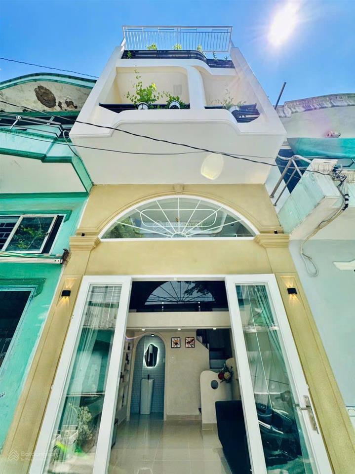 Nhà nguyễn lâm, phường 6, bình thạnh