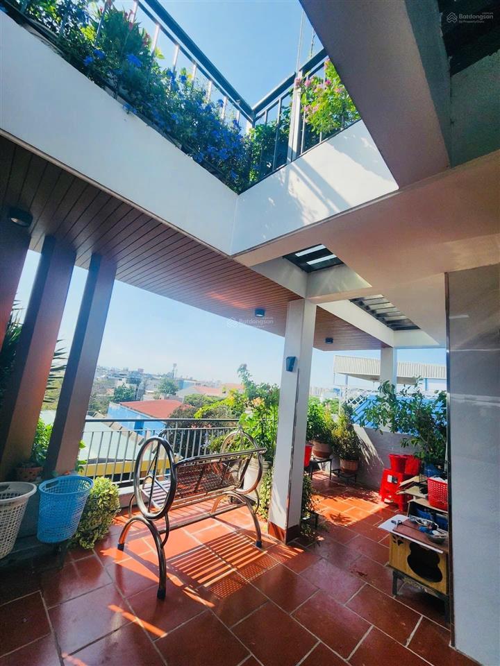 Nhà diên hồng, phường 1, bình thạnh