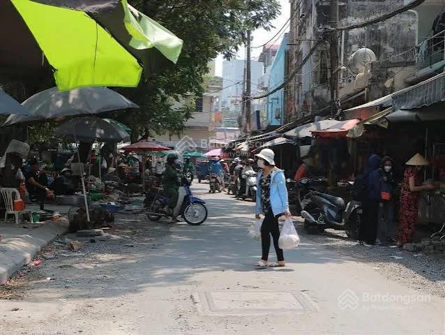 Nhà ngay đại học gia định trên đường nguyễn văn công gò vấp