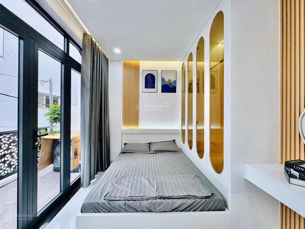 Nhà huỳnh lan khanh, tân bình ngay sân bay tân sơn nhất