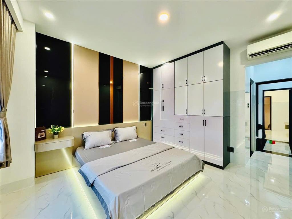 Chỉ 1' ra đường lớn phan đăng lưu có ngay nhà ở nguyễn đình chiểu phú nhuận