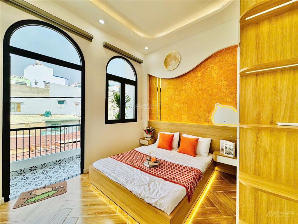 Nhà nguyễn văn công gò vấp gần ngay chợ tân sơn nhất