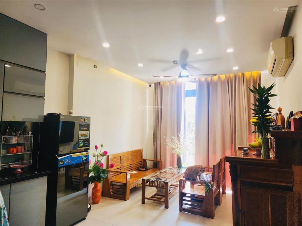 Nhà huỳnh lan khanh gần sân bay tân sơn nhất