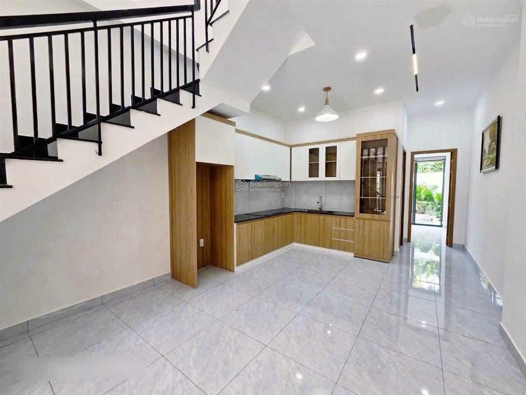 Nhà đẹp dĩ an không gian sống hiện đại, sẵn sàng đón chủ mới giá tốt sở hữu nhà ~70m2