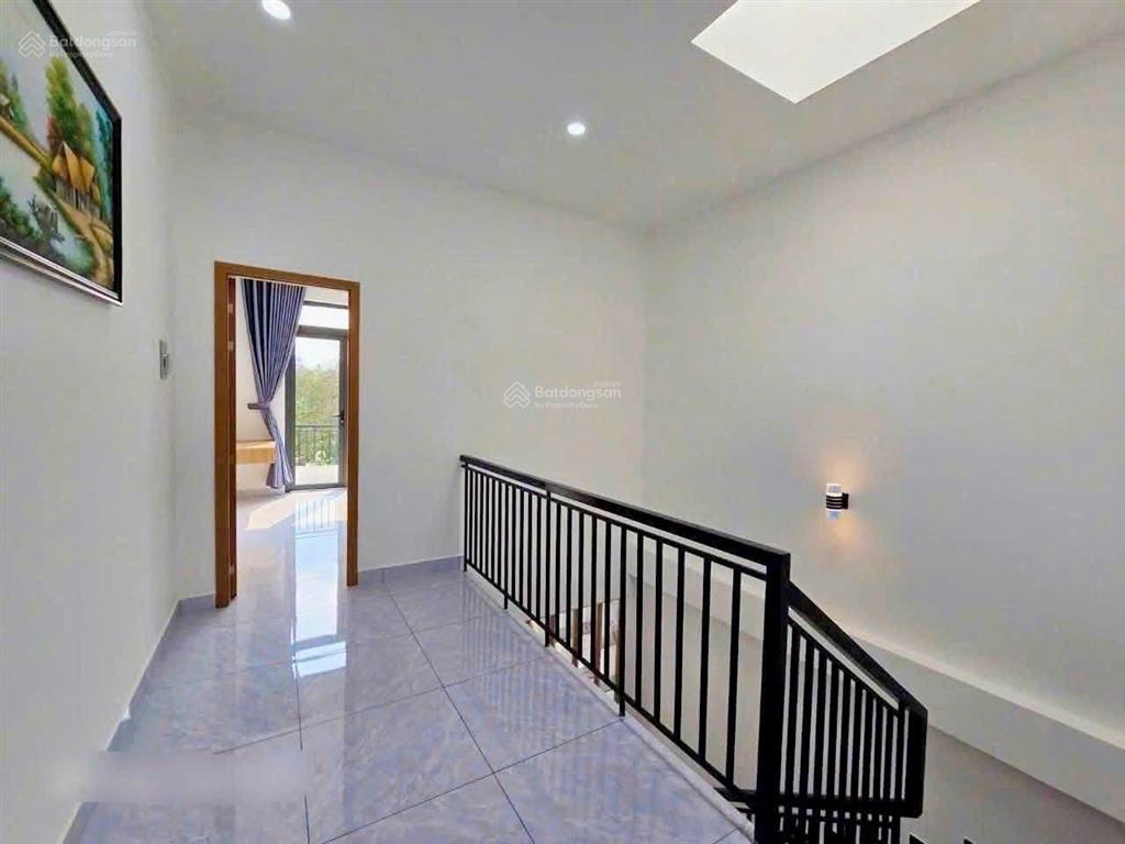 Nhà đẹp dĩ an không gian sống hiện đại, sẵn sàng đón chủ mới giá tốt sở hữu nhà ~70m2
