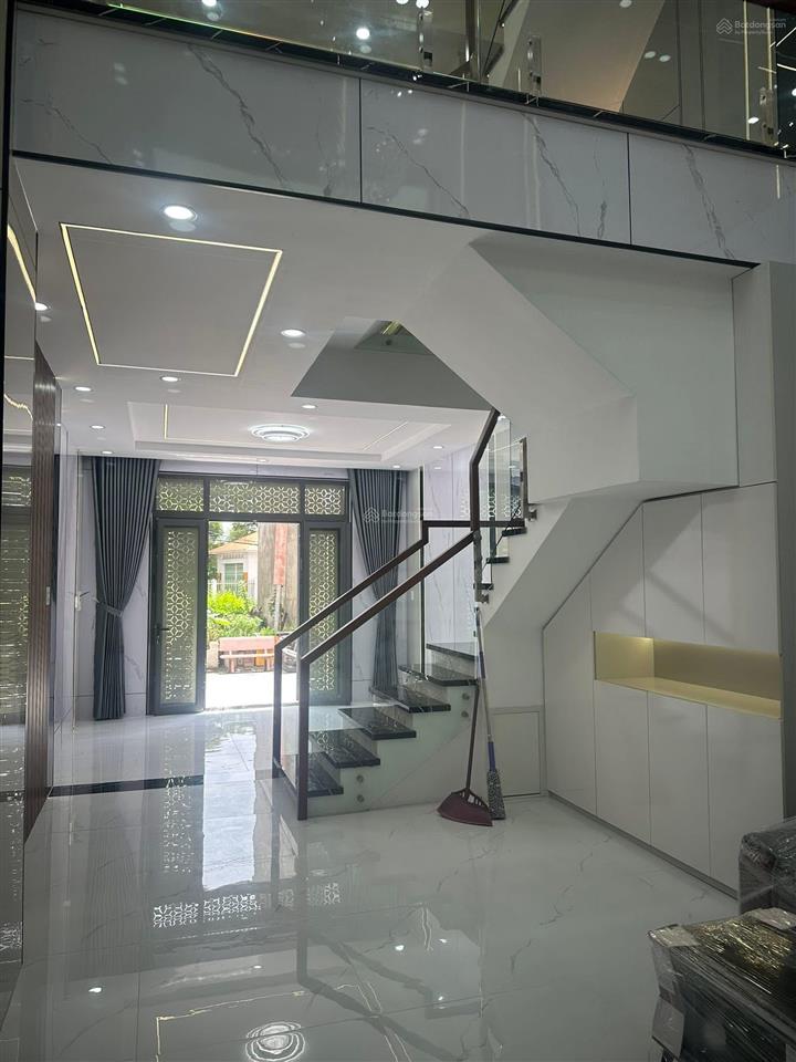 Nhà phố đường thống nhất 2, dĩ an vị trí đẹp, giá chỉ 2,15 tỷ