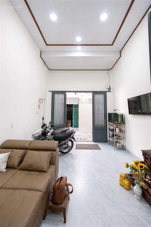 Bán nhà  dt 87m2  hẻm xe hơi  gần hậu giang  minh phụng  6 tỷ hơn xíu