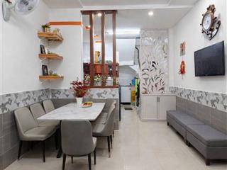 Bán nhà q11  3 tầng  sát mặt 3 tháng 2  7 tỷ xíu