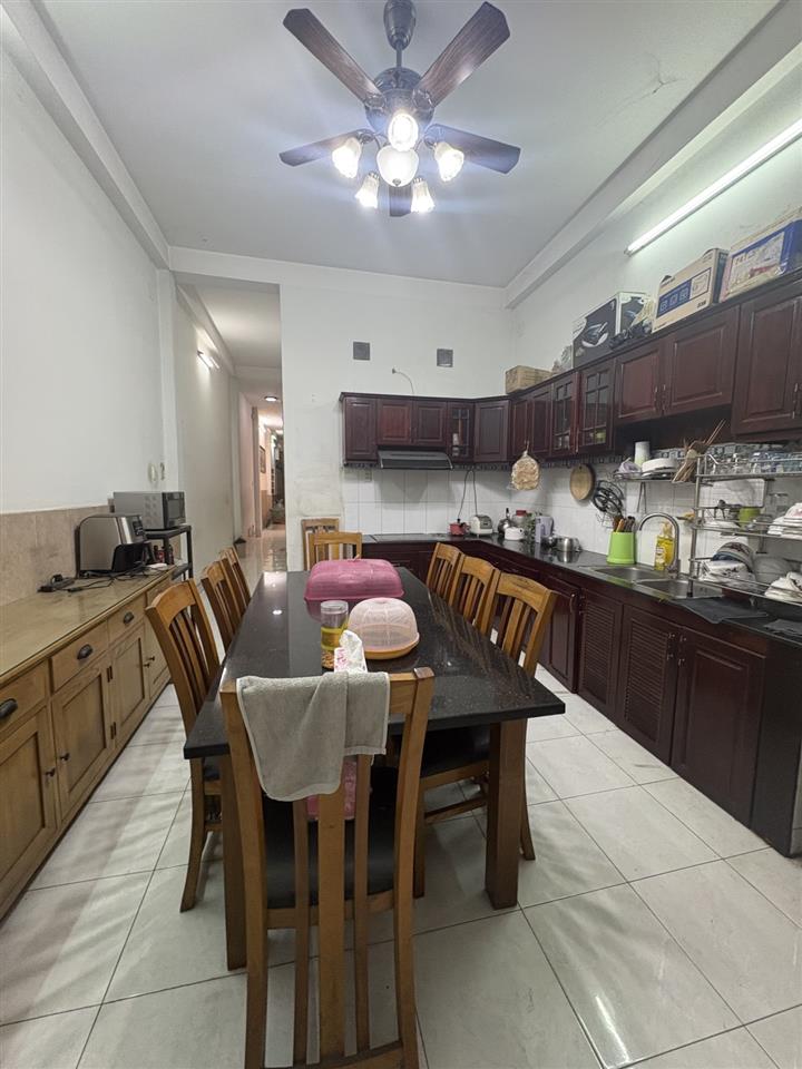 90m2 - mặtt tiền đường Phước Bình - chỉ hơn 10ty