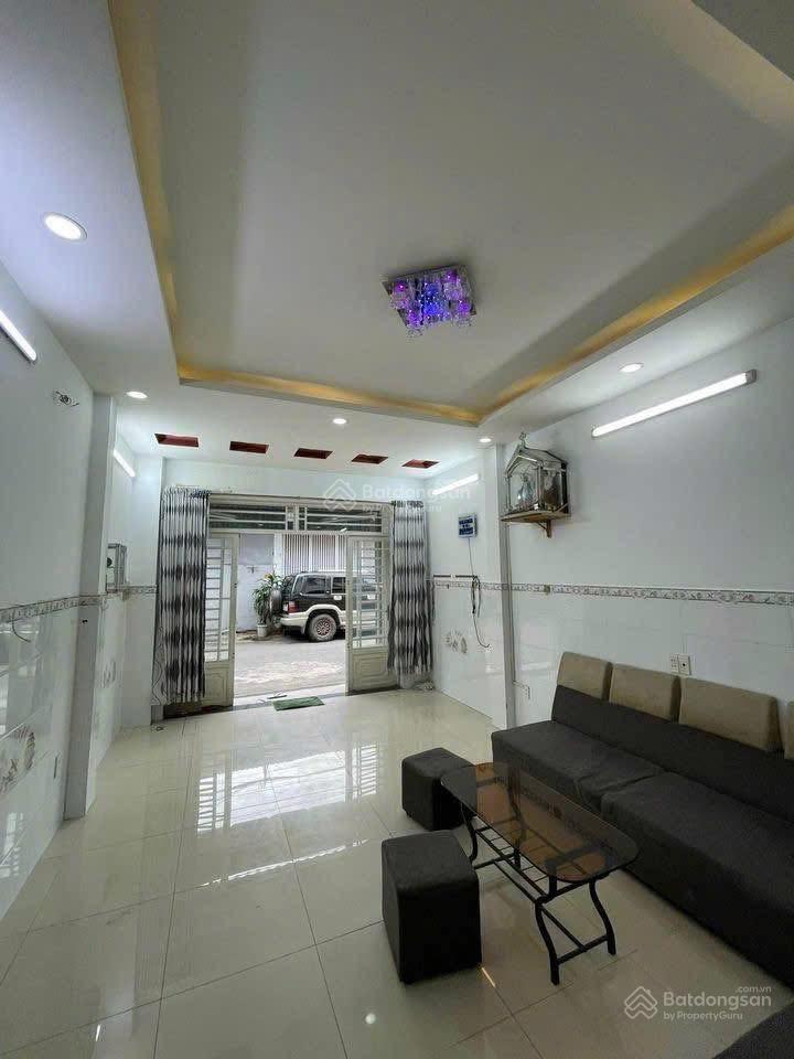 Cô chú chủ nhà ra hà nội ở nên gửi bán căn nhà ở nguyễn thượng hiền gò vấp, giá 2 tỷ 350