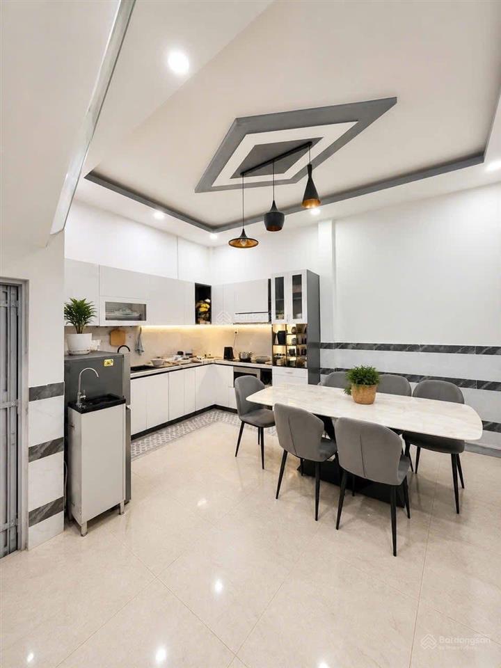 Chủ kẹt tiền cần bán gấp căn nhà đường khuôn việt p.tân phú q.tân phú ( 48m2 ) giá 2 tỷ 590