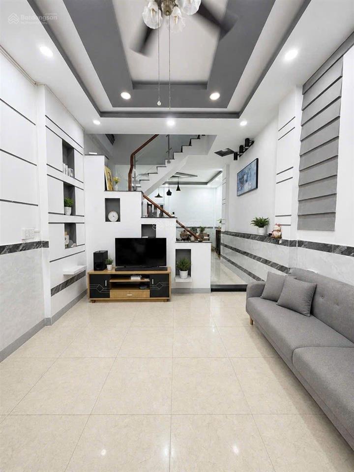 Chủ kẹt tiền cần bán gấp căn nhà đường khuôn việt p.tân phú q.tân phú ( 48m2 ) giá 2 tỷ 590