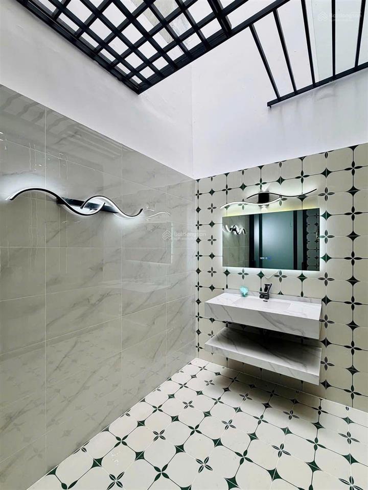 Trung tâm quận 3 võ thị sáu giá hiếm chỉ vs 4 tỷ chủ nhà cần bán gấp nhà full nội thất vào ở ngay