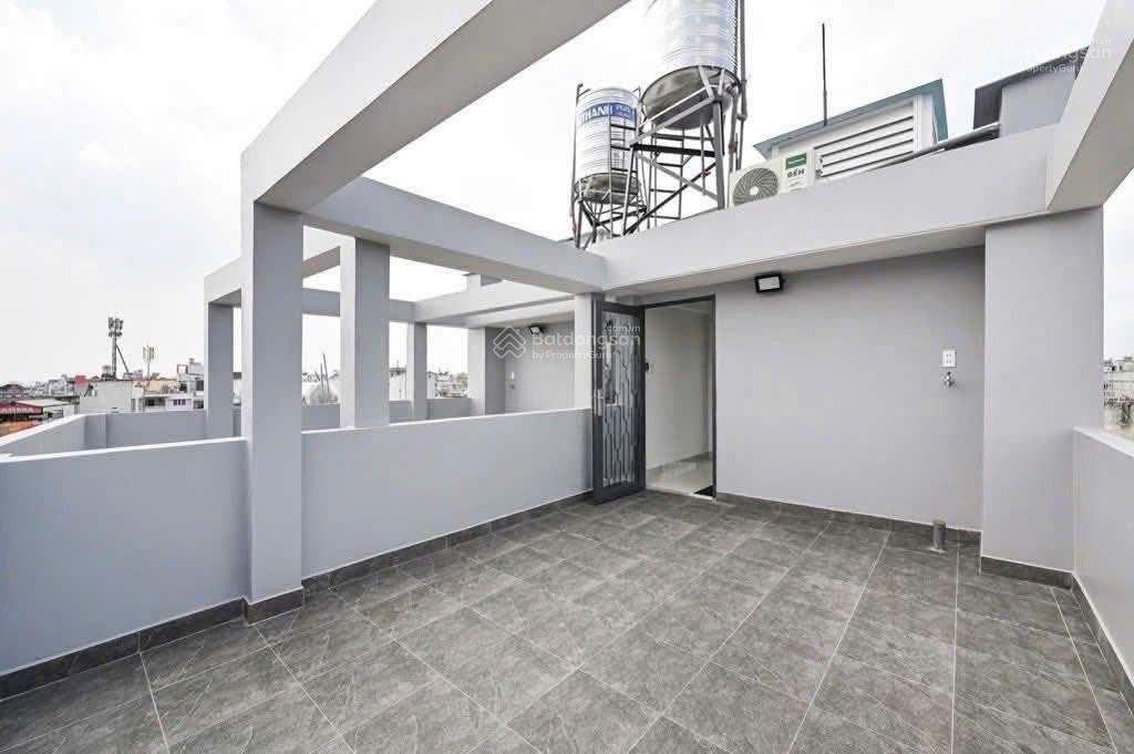 Trong tầm giá 2 tỷ ở nguyễn tri phương quận 10 hiếm có căn nào đầy đủ tiện ích full nội thất