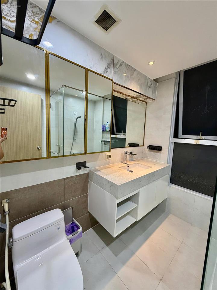 Bán căn golden mansion 7,8 tỷ, 86m2, 2pn, 2wc đầy đủ tiện nghi tầng trung view hồ bơi tháp gm1