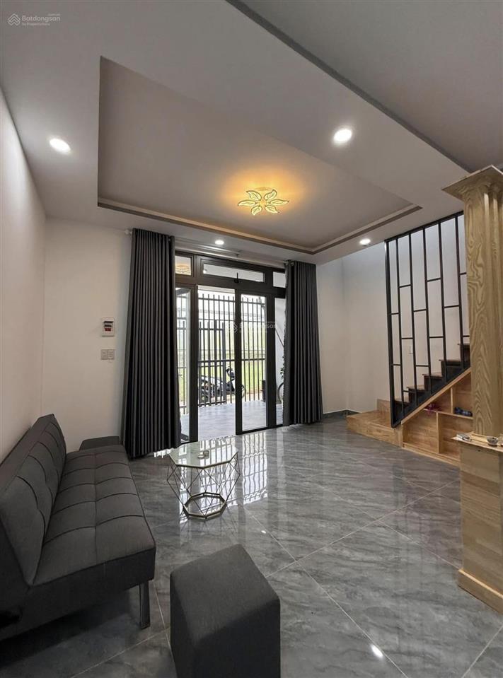 Bán nhà riêng tại chòm sao, 890 triệu, 80m2, 3pn, 3wc, view đẹp