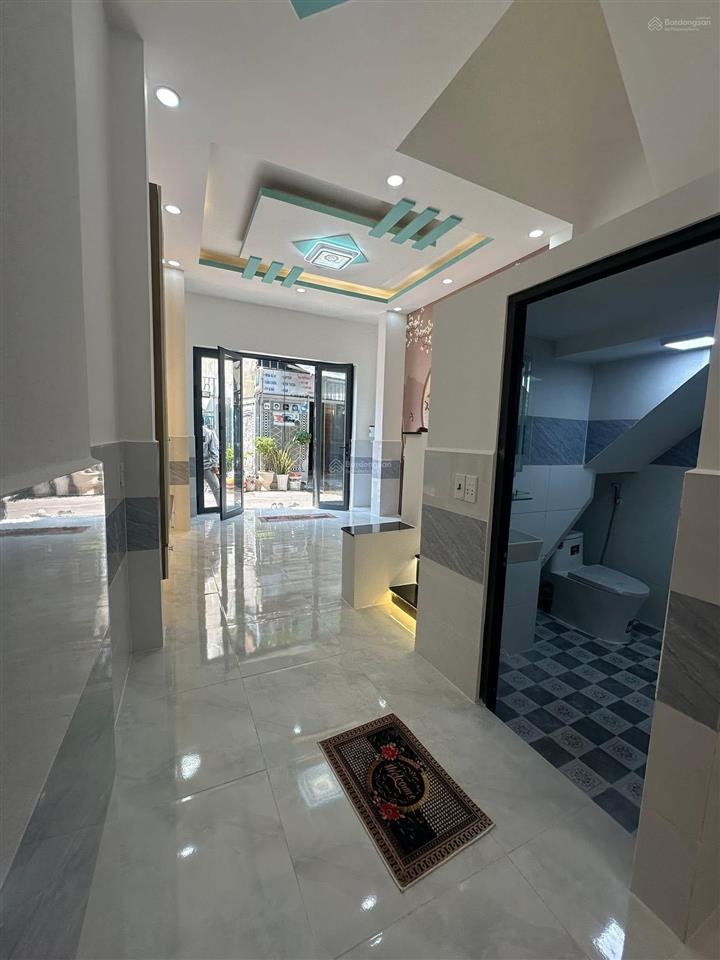 Bán gấp nr 80m2, giá 900 triệu, tại phan đình giót, tân bình, dĩ an