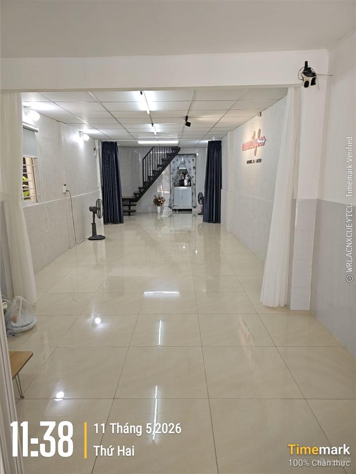Nhà 50m2  hẻm thẳng một sẹc cách đường hvb 20m vuông nở hậu có sân rộng 4m đậu 4 xe