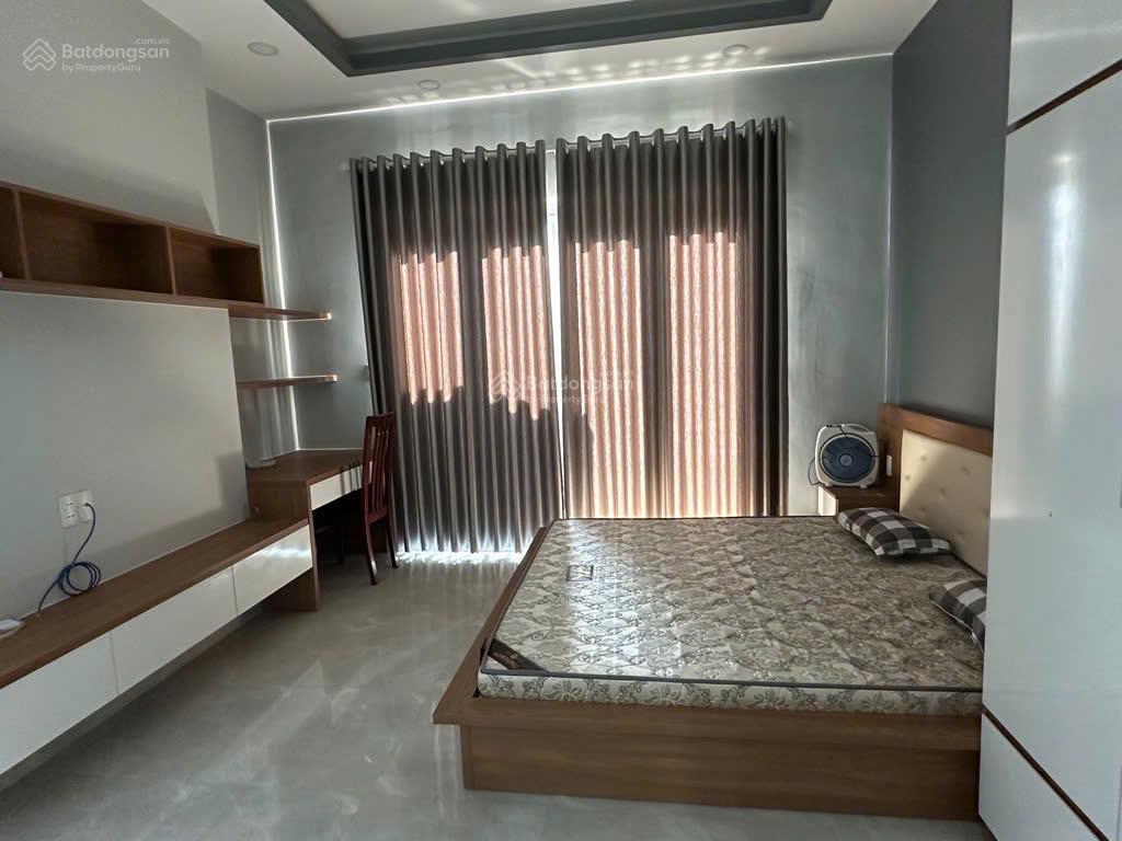 Nhà xe hơi tới cửa ngang 7m, nở hậu  5 tầng  chủ giảm mạnh hơn 9 tỷ