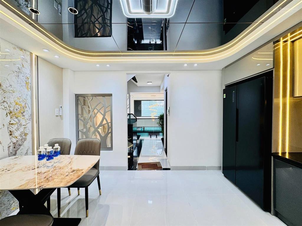 Hàng hiếm tại đặng văn ngữ, 62m2, nhà sẳn hd thuê 15tr/tháng  sổ hồng riêng bao sang tên