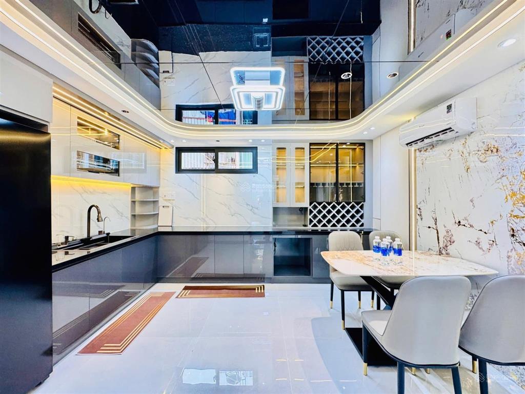 Hàng hiếm tại đặng văn ngữ, 62m2, nhà sẳn hd thuê 15tr/tháng  sổ hồng riêng bao sang tên