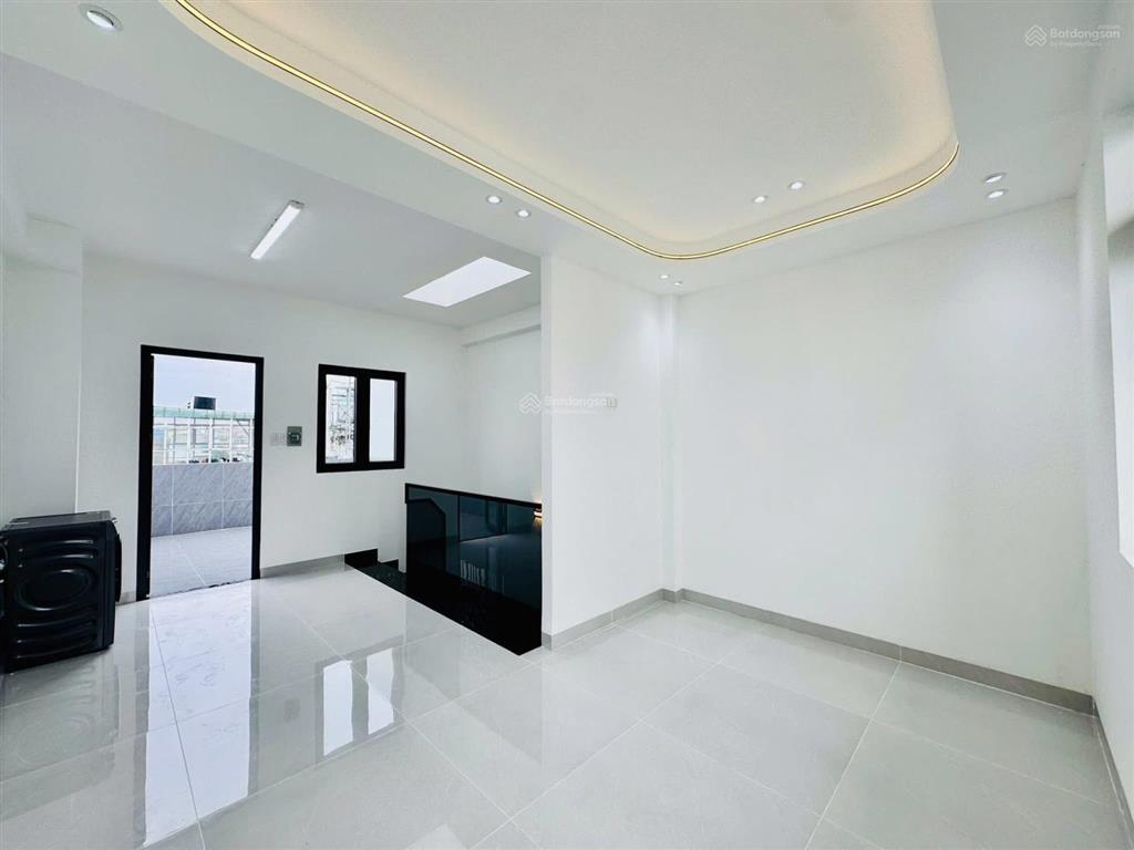 Hàng hiếm tại đặng văn ngữ, 62m2, nhà sẳn hd thuê 15tr/tháng  sổ hồng riêng bao sang tên