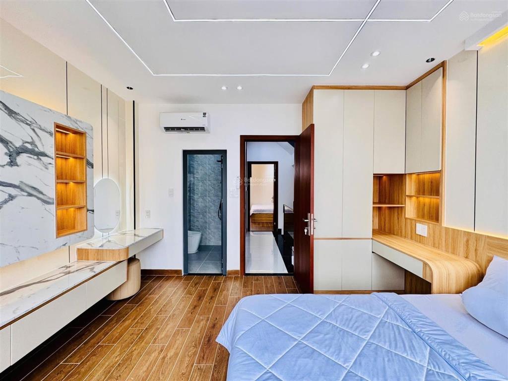 Hàng hiếm tại đặng văn ngữ, 62m2, nhà sẳn hd thuê 15tr/tháng  sổ hồng riêng bao sang tên