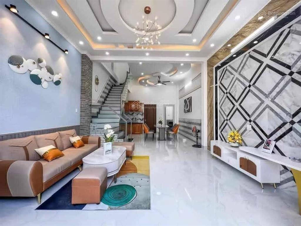 Chỉnh chủ gửi bán nhà tạ quang bửu 60m2  tặng full nội thất và bao phí sang tên