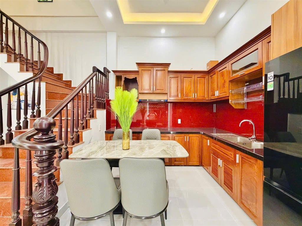 Bán nhà riêng tại tôn đản, 64 m2, hàng hiếm tại quận 4, pháp lý bao chuẩn tặng full nt